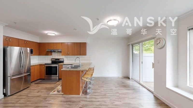 250604111432_62-12040-68-Ave-Surrey-DINING-AREA 5.jpg